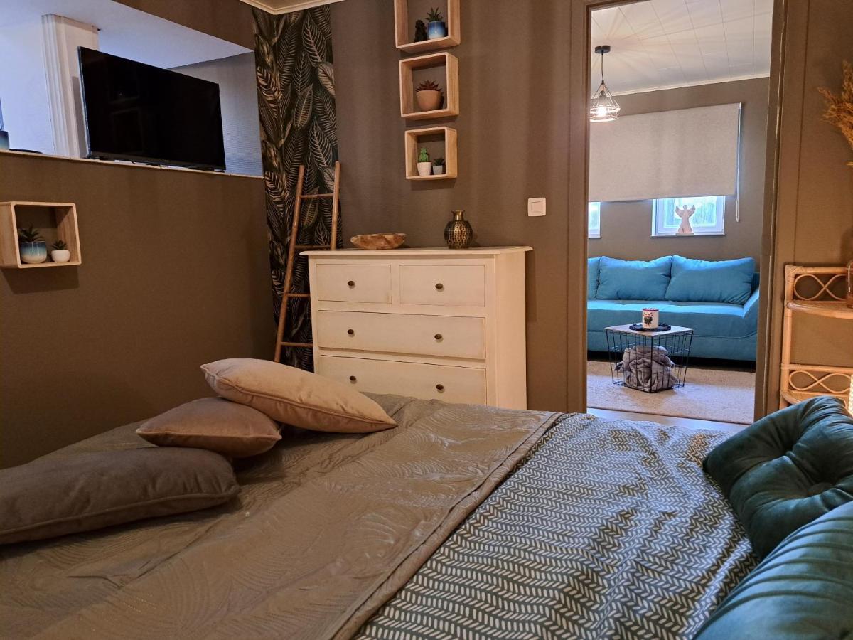 Aux Champs Des Cloches Apartment Houffalize Ngoại thất bức ảnh