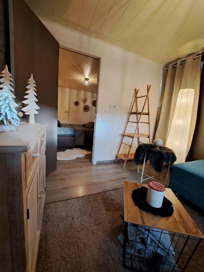 Aux Champs Des Cloches Apartment Houffalize Ngoại thất bức ảnh